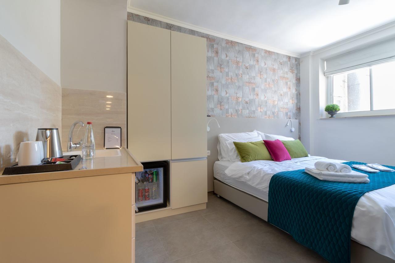 Hotel Dem